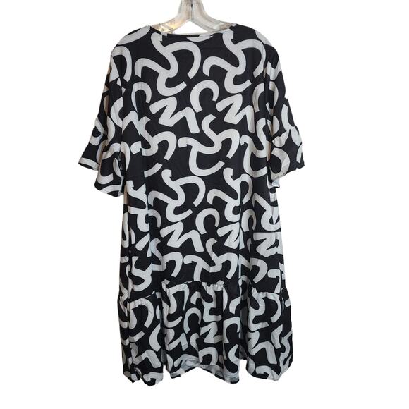 BloomChic Geometric Bell Sleeve Flutter Pocket Button Detail Dress, NWT, 14/16 - Picture 7 of 7